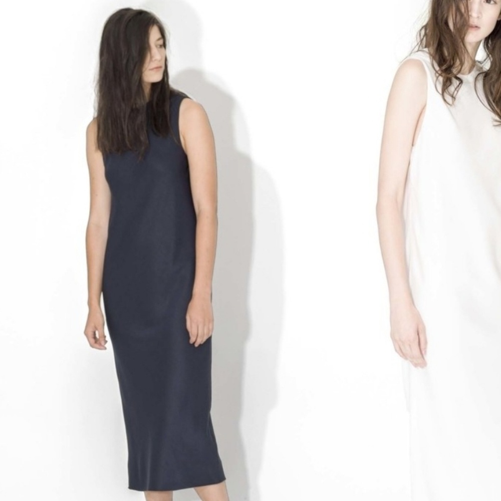 $650 Suzanne Rae Bias cut Column Dress Navy 2 S